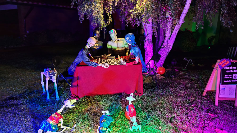 Day 18 – Superheroes Play Chess